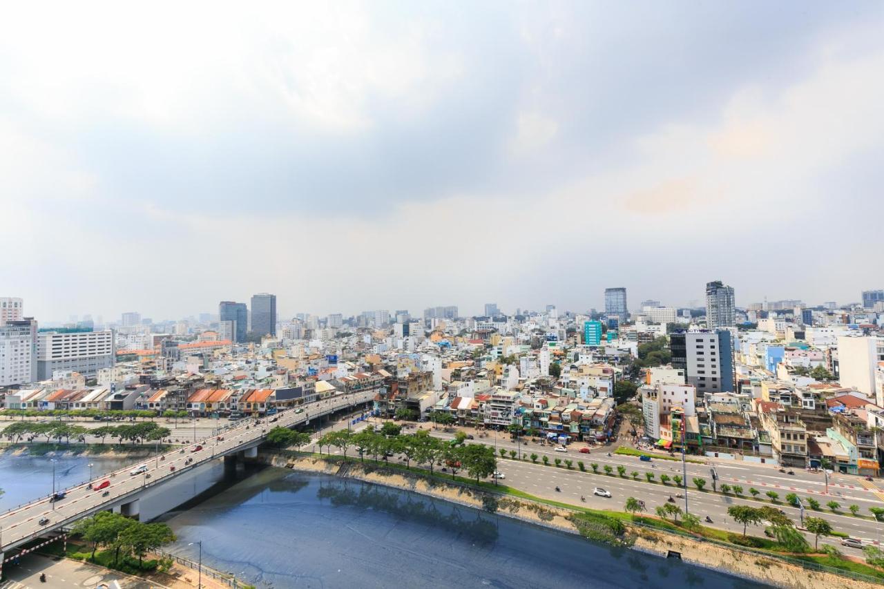 Justay Millennium Riverside Thành Pho Ho Chí Minh Esterno foto